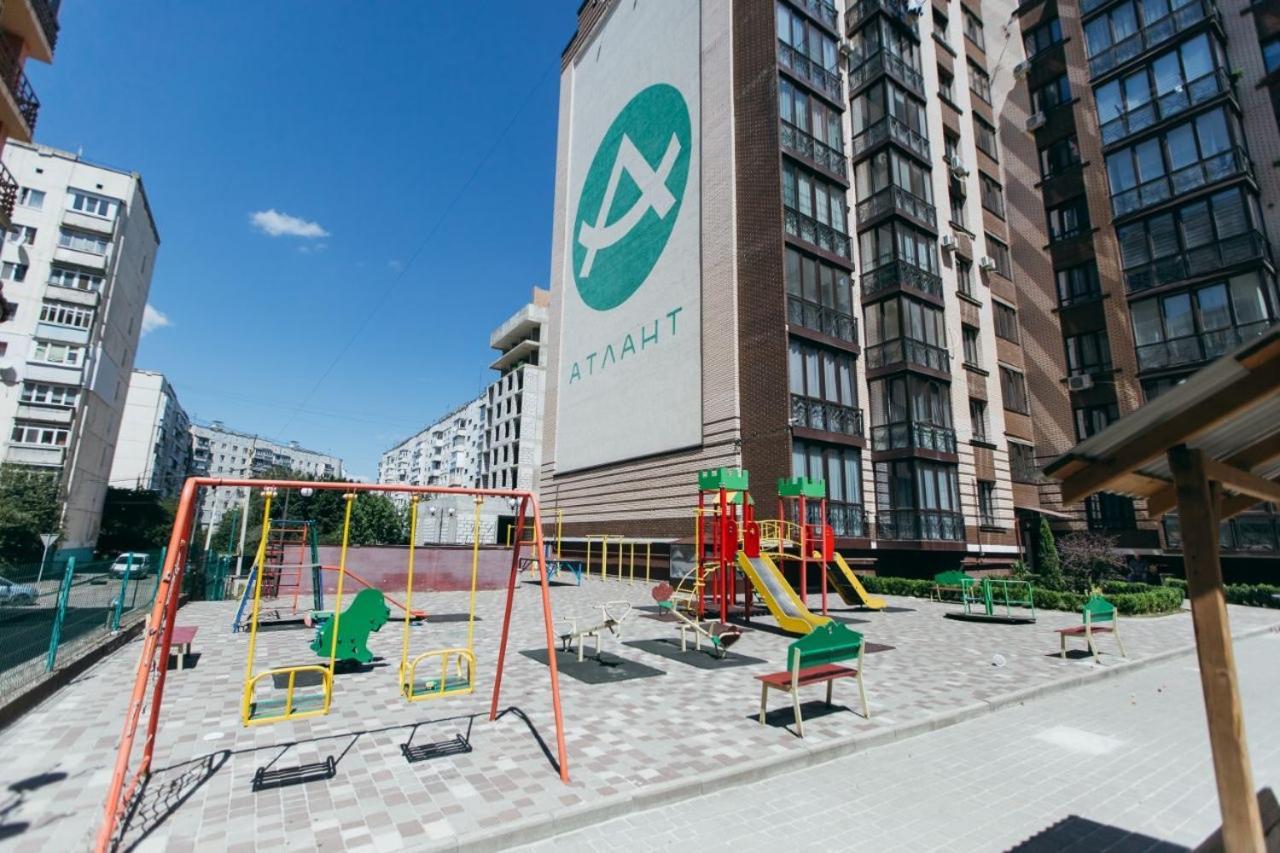 Atlant Luxury: Spacious Family On Golovna Apartment *